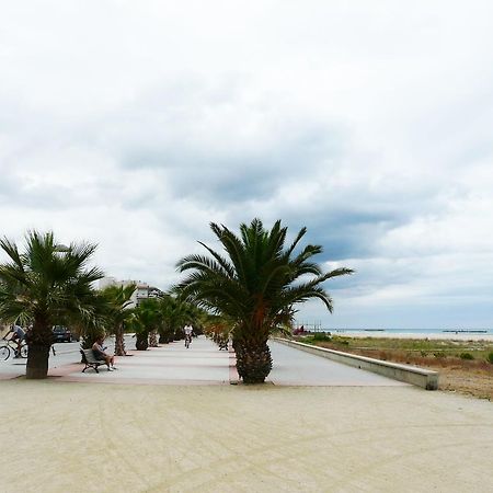 Apart Hotels Mar Blava Cubelles Luaran gambar