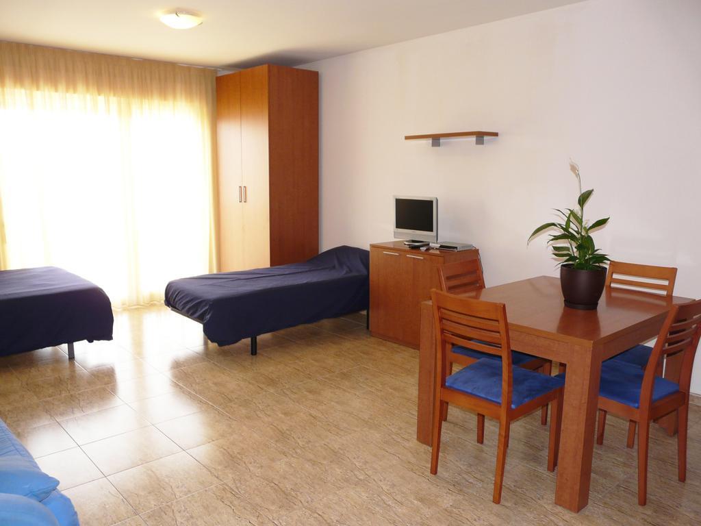 Apart Hotels Mar Blava Cubelles Bilik gambar